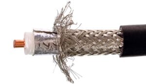 Coax kablets opbygning fra inderst til yderst